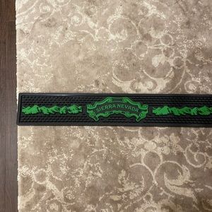 Never been used Sierra Nevada beer place matte